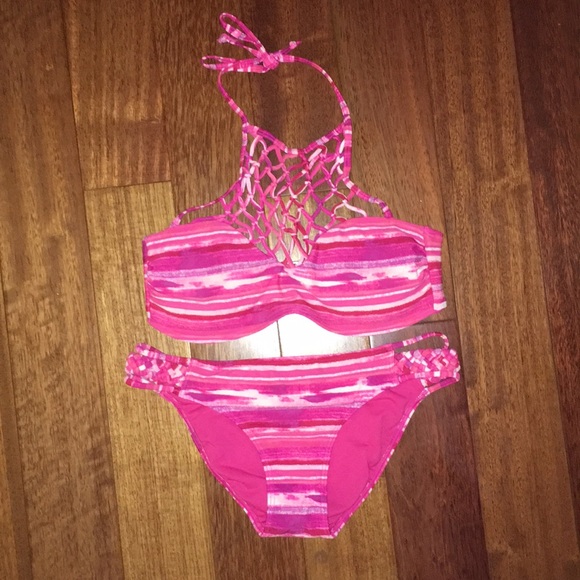 A hollister bikini - Picture 1 of 7